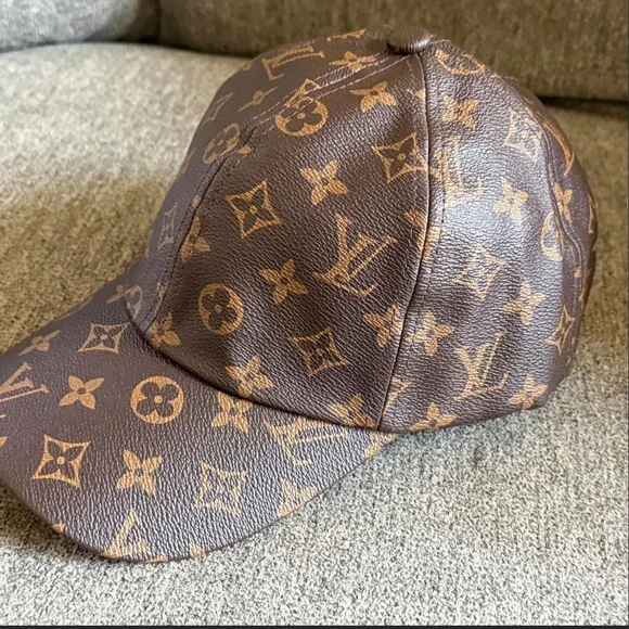 Louis Vuitton Monogram Brown Cap - Picture 2 of 12